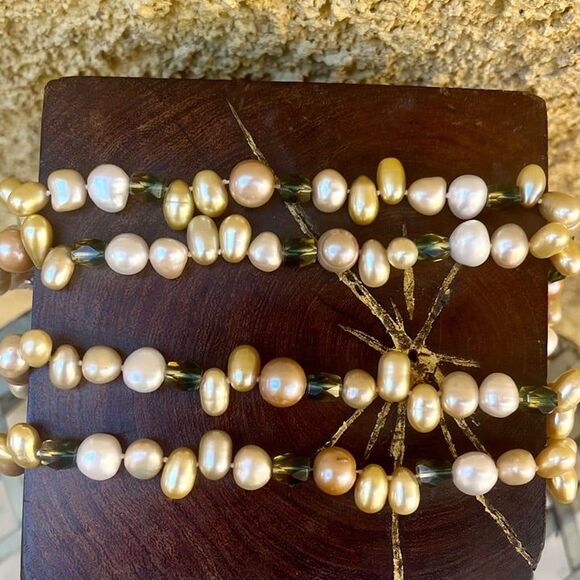 Vintage Yellow Pearl Necklace Long Beaded Statement Jewelry - Picture 3 of 11